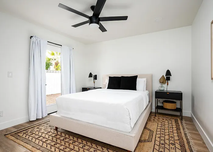 Holiday home Exciting Backyard Entertainment And Close To Exclusive Golf Courses At La Quinta Del Sol Phoenix