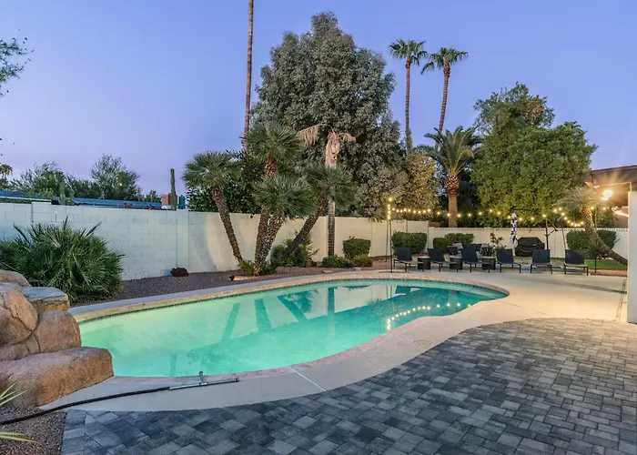 Holiday home Exciting Backyard Entertainment And Close To Exclusive Golf Courses At La Quinta Del Sol *