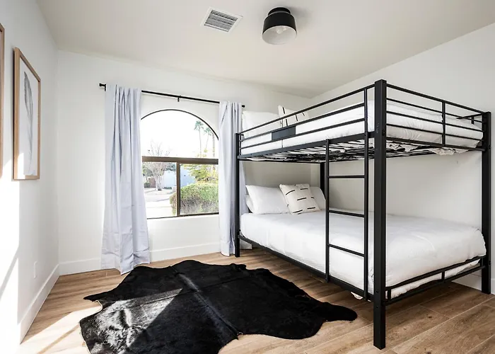 Exciting Backyard Entertainment And Close To Exclusive Golf Courses At La Quinta Del Sol Phoenix